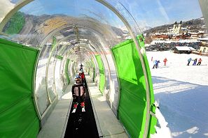 Übungswiese Hopfgaten Zauberteppich Bodenschmied mit Tunnel_(c)Hannes Dabernig