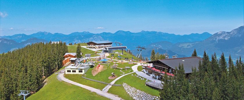 brandstadl-bergstation-bergplateau-scheffau-mit-ausblick-zum-wilden-kaiser-in-skiwelt-wilder-kaiser-brixental-in-kaiserwelt-2