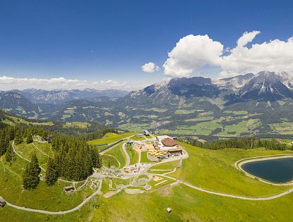 hartkaiser-ellmau-bergplateau-mit-aussicht-in-skiwelt-wilder-kaiser-brixental-1-4