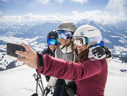 lady-ladies-day-frauen-skitag-aktion-in-skiwelt-wilder-kaiser-brixental-4