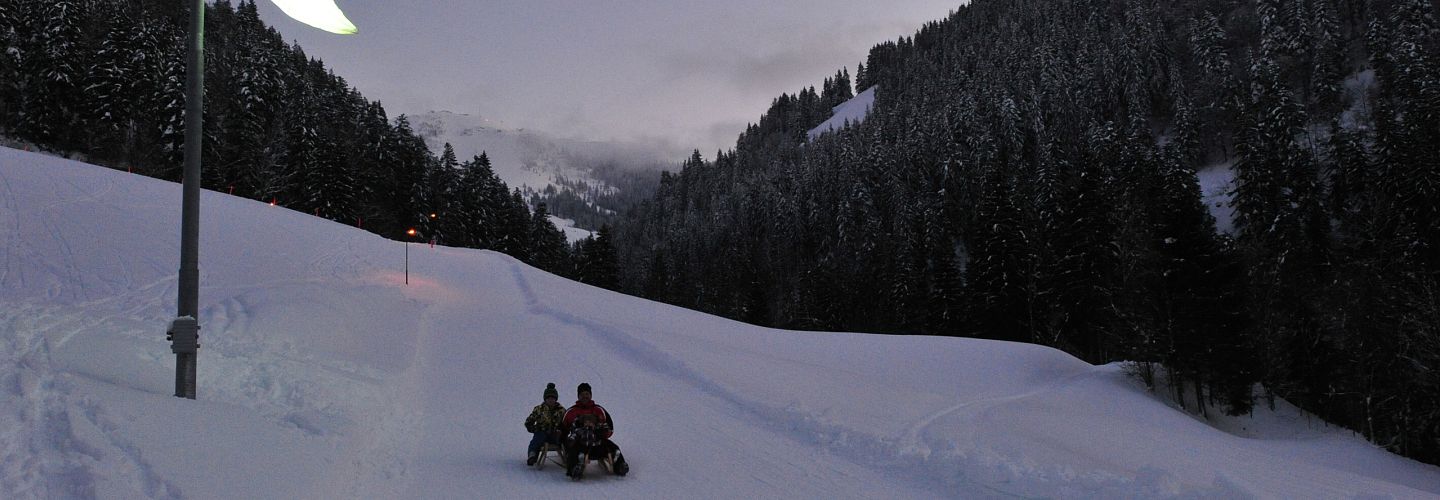 mondrodelbahn-schlittenfahren-nachtrodeln-in-soell-skiwelt