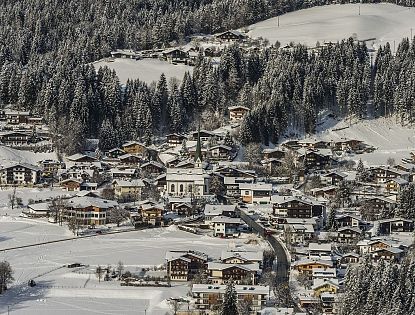 scheffau-ortszentrum-im-winter-37