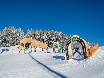 skiparkour-hans-im-glueck-skiwelt-soell-4-4