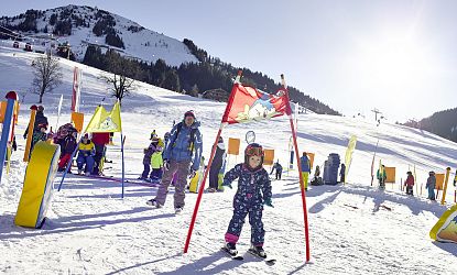 skiwelt-wilder-kaiser-brixental-bunt-winter-skischule-hexenkinderland-kinder-5