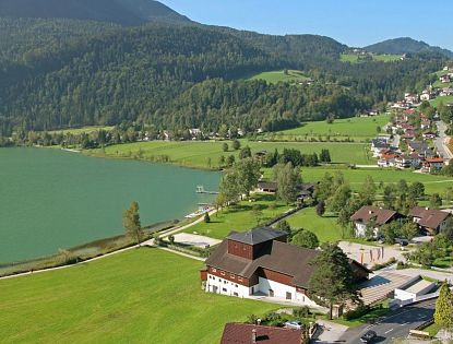 thiersee-in-tirol-ortszentrum-im-sommer-4